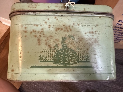 Vintage mint green metal - green, bread