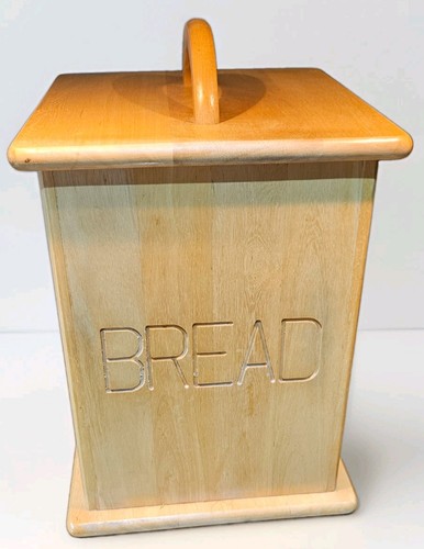 Tall wooden bread bin with - with, lid