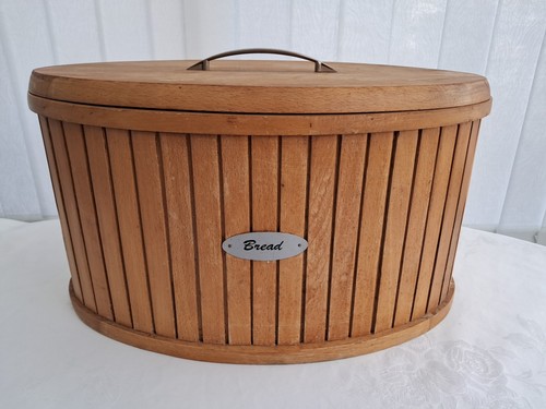 Vintage oval pine wooden bread - pine,