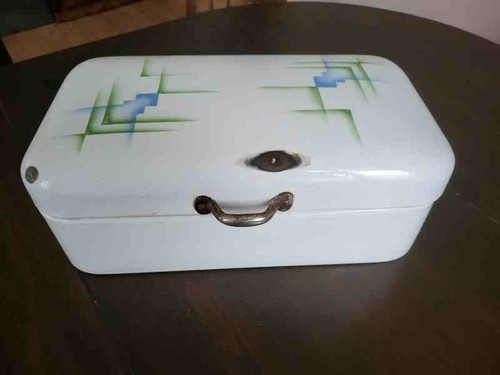 Old bread bin - bread, lunch